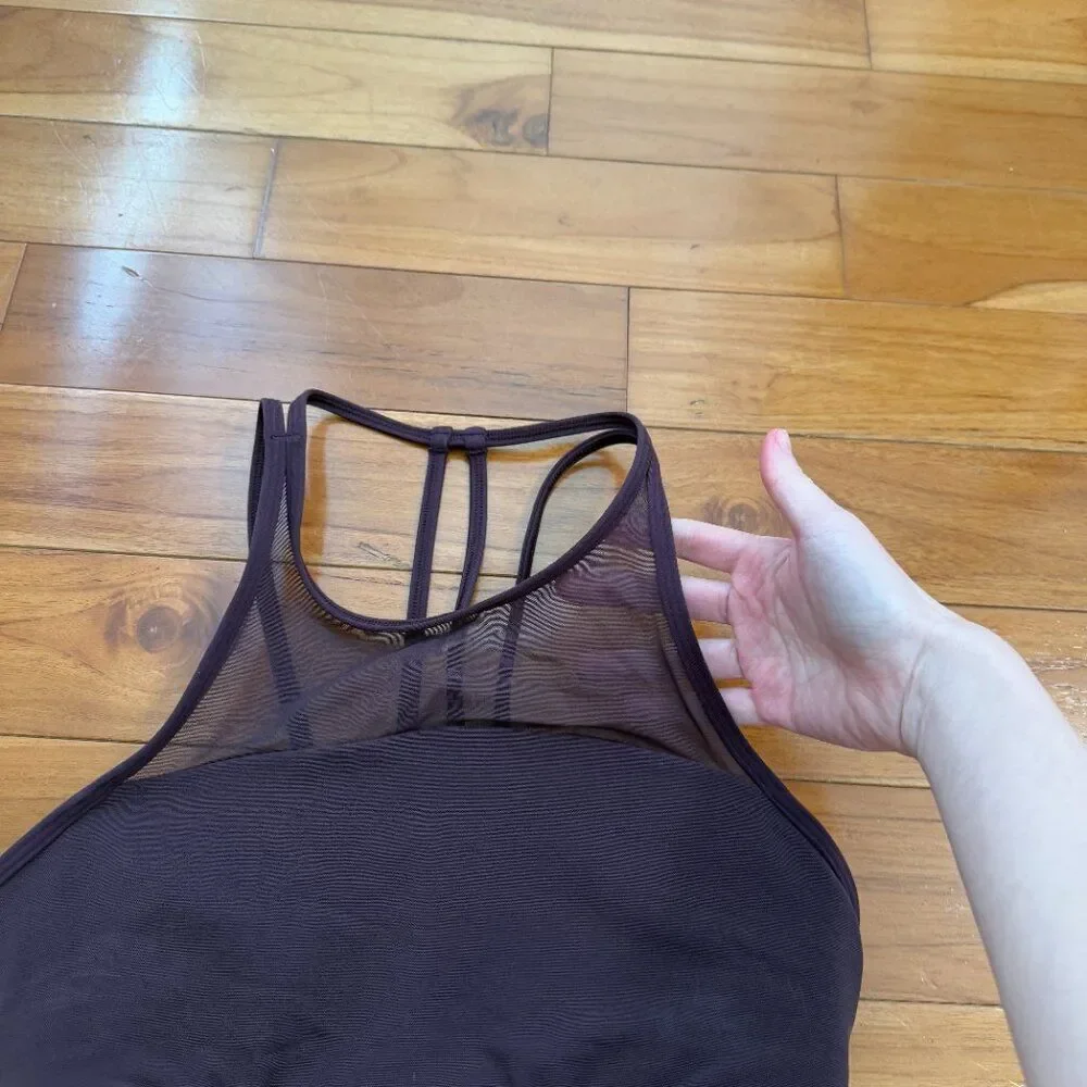 Women Lululemon Get Set Bra C/D Cup Light Support Black Cherry Size 4 Activewear